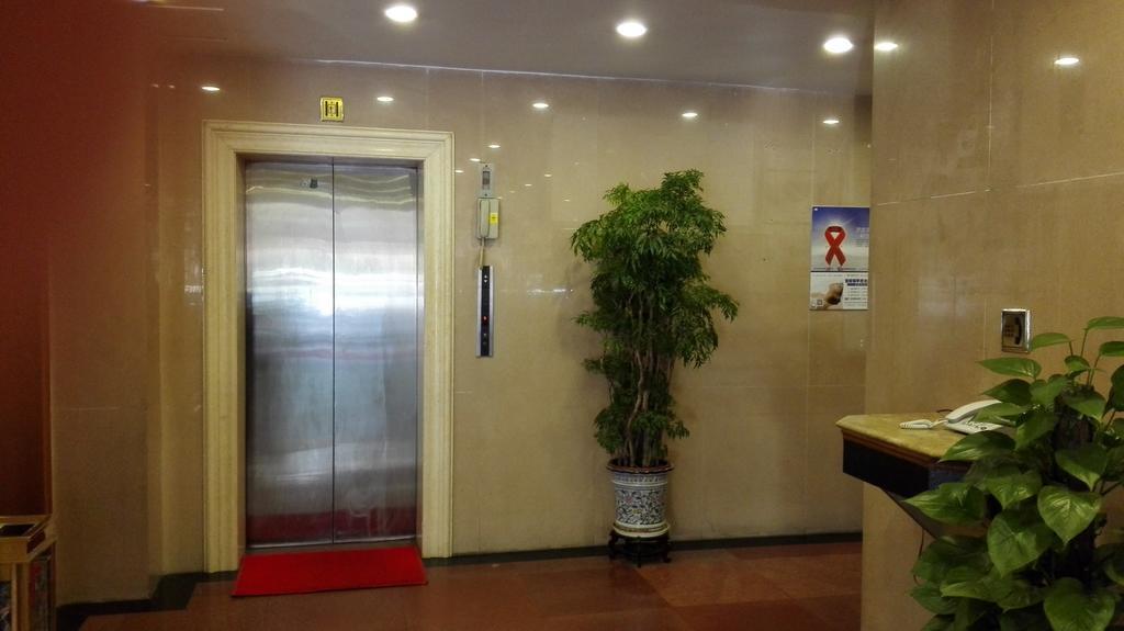 Zhenxing Hotel Shenzhen Buitenkant foto