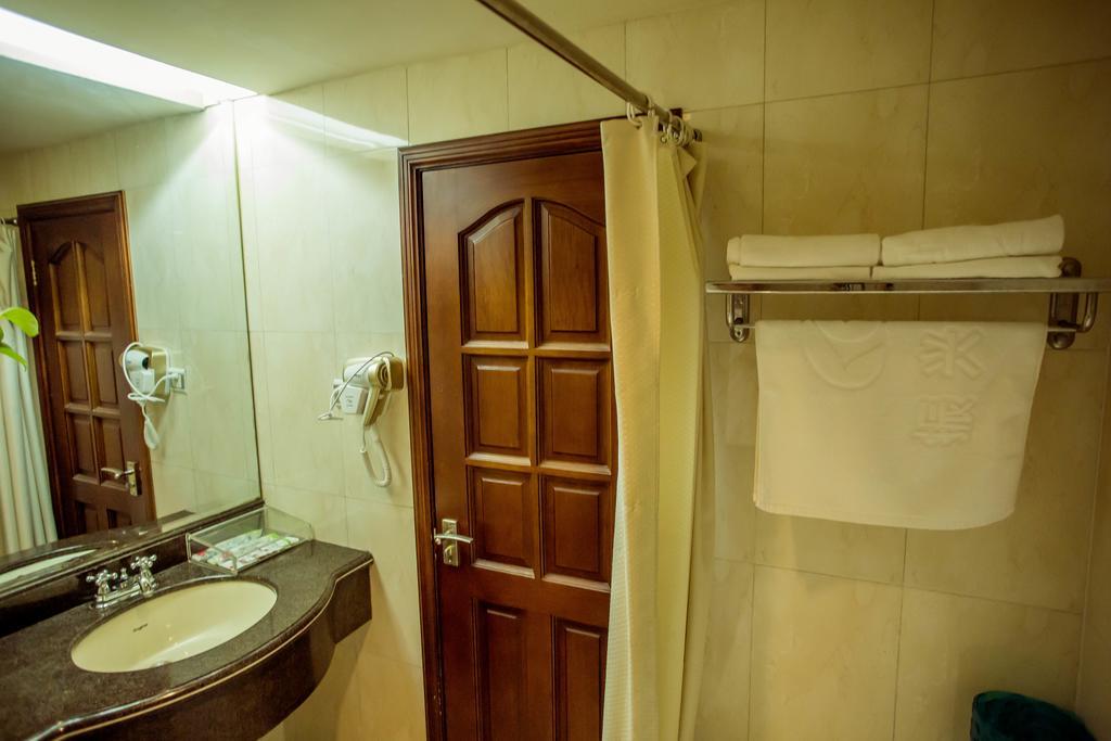 Zhenxing Hotel Shenzhen Buitenkant foto
